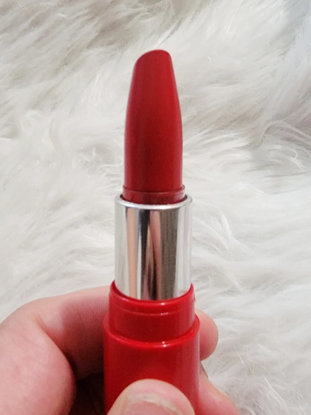 New Makeup Forever: Rouge Artist Shine On Lipstick #432 (Red)